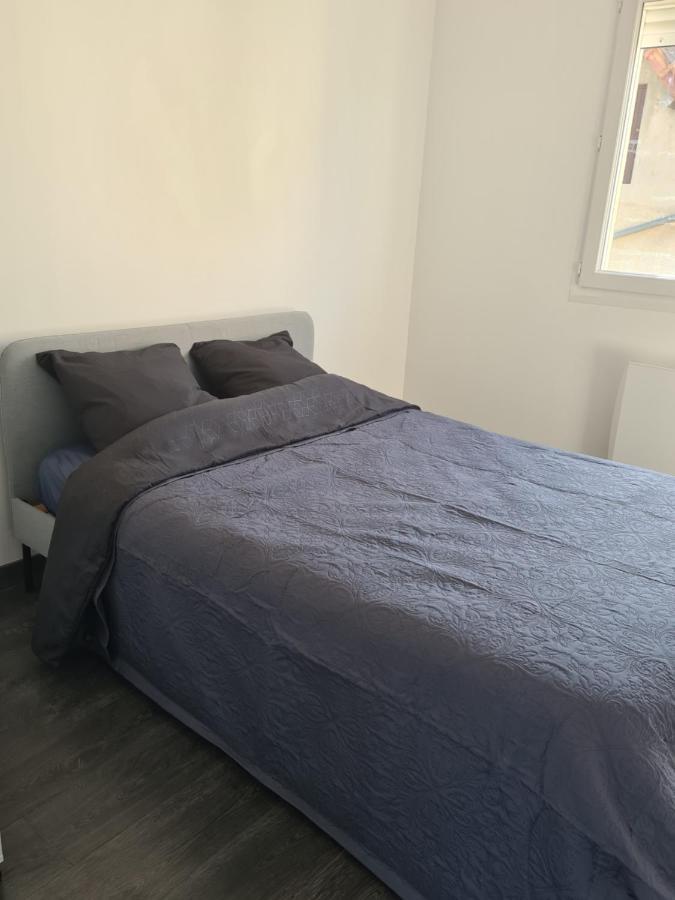 Ferienwohnung Jolie F1 Neuf Et Fonctionnel Argenteuil Exterior foto
